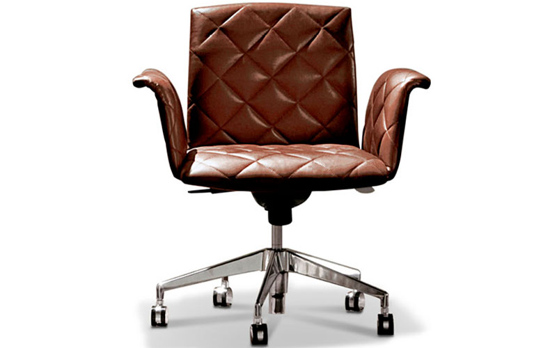 Фото 1 - Офисное кресло Vogue с низкой спинкой 